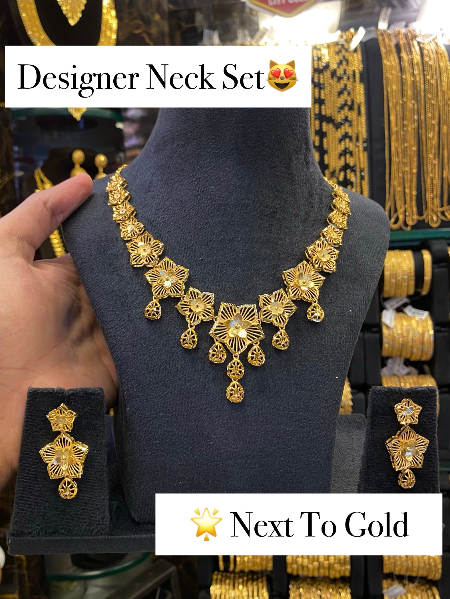 NECK SET