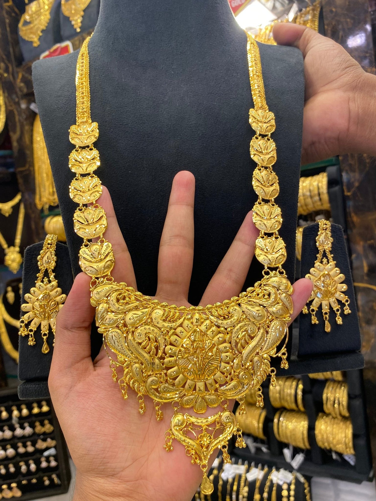 18k Calcutta Style Heavy Bridal Set - Gold Plated - FAA FASHION