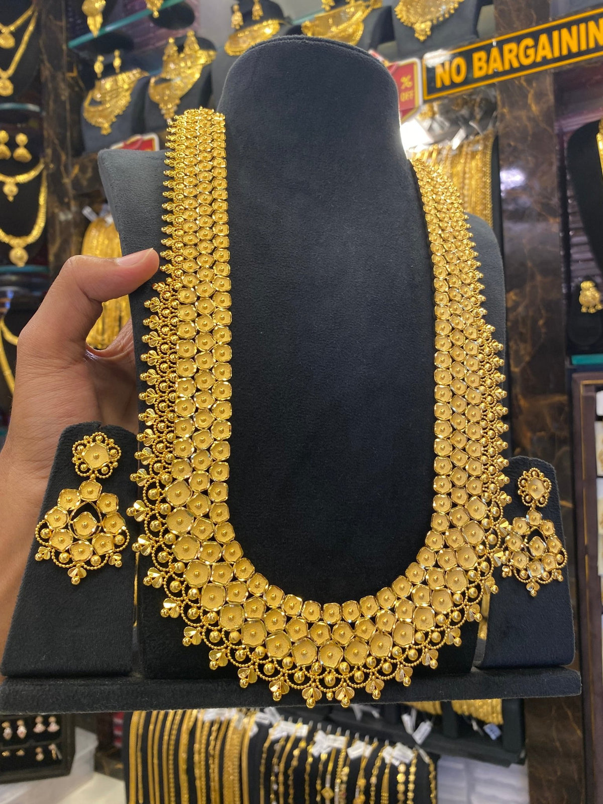18k Plated Honey Comb Design Calcutta Style Heavy Bridal Set - FAA FASHION
