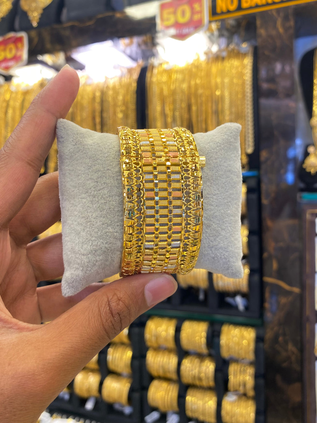 Kada Screw Bangle Broad - 1Pcs Tri Mix