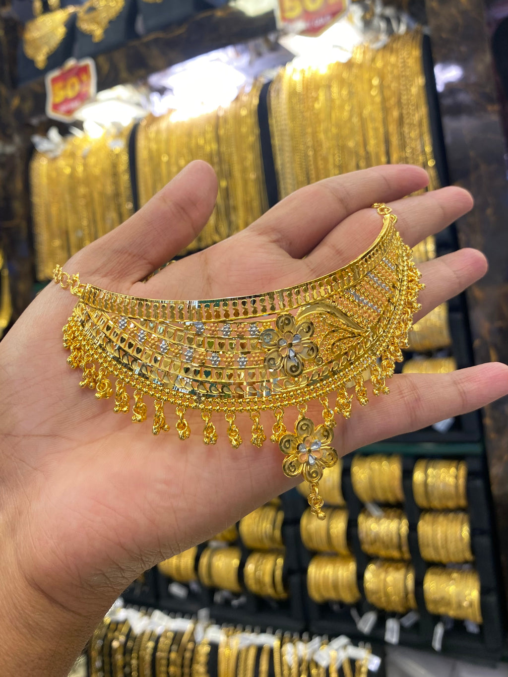 Gold plated Chocker set