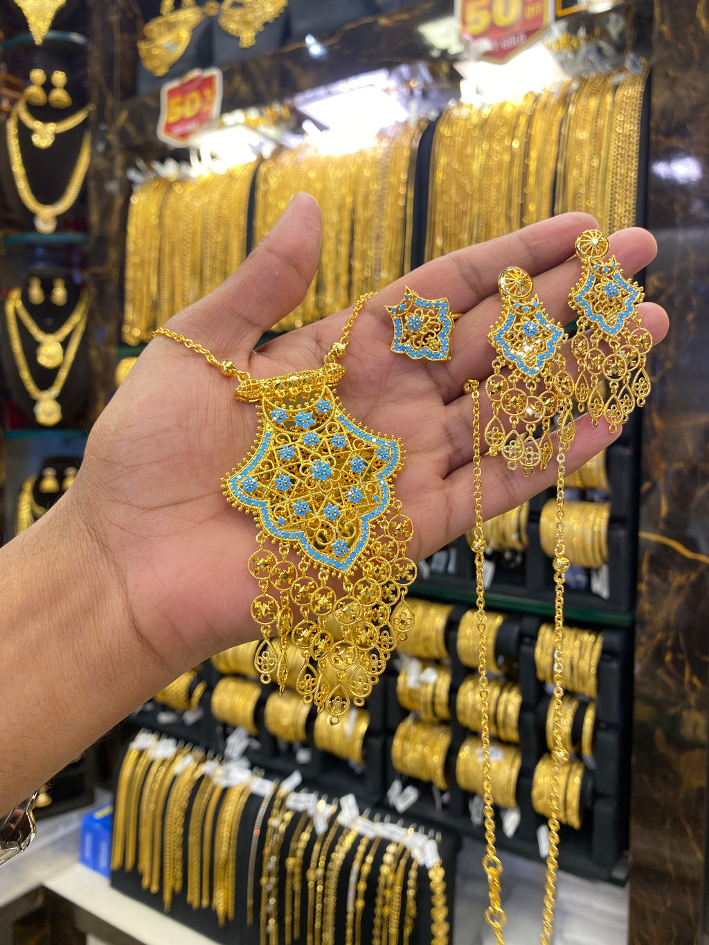 Kuwaiti Style Chain Set With Ring - Gold Plated