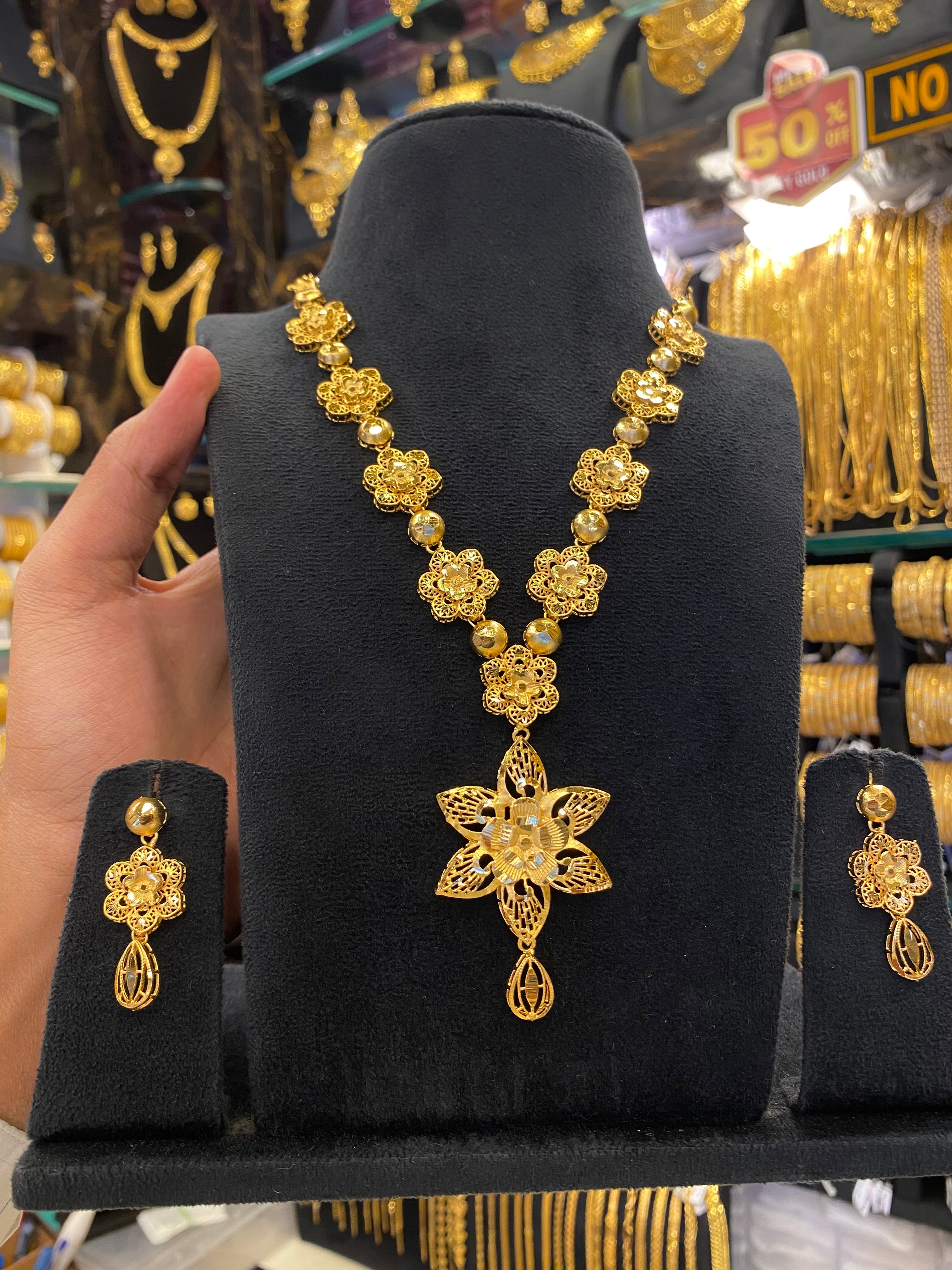 Turkish Style Middle Set Full Gold