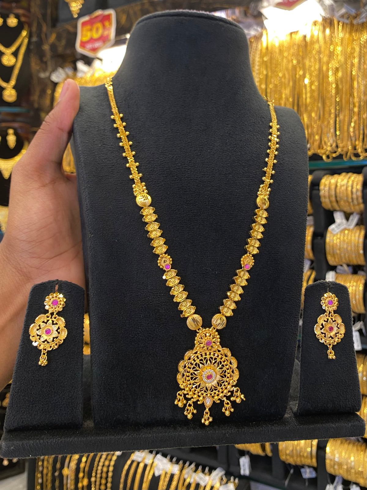 Indian Style Middle Set - Gold Plated