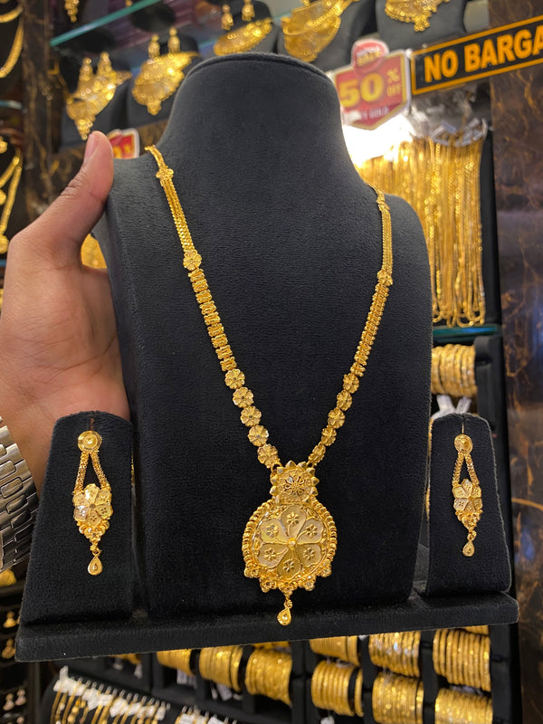 Indian Style Middle Set - Gold Plated