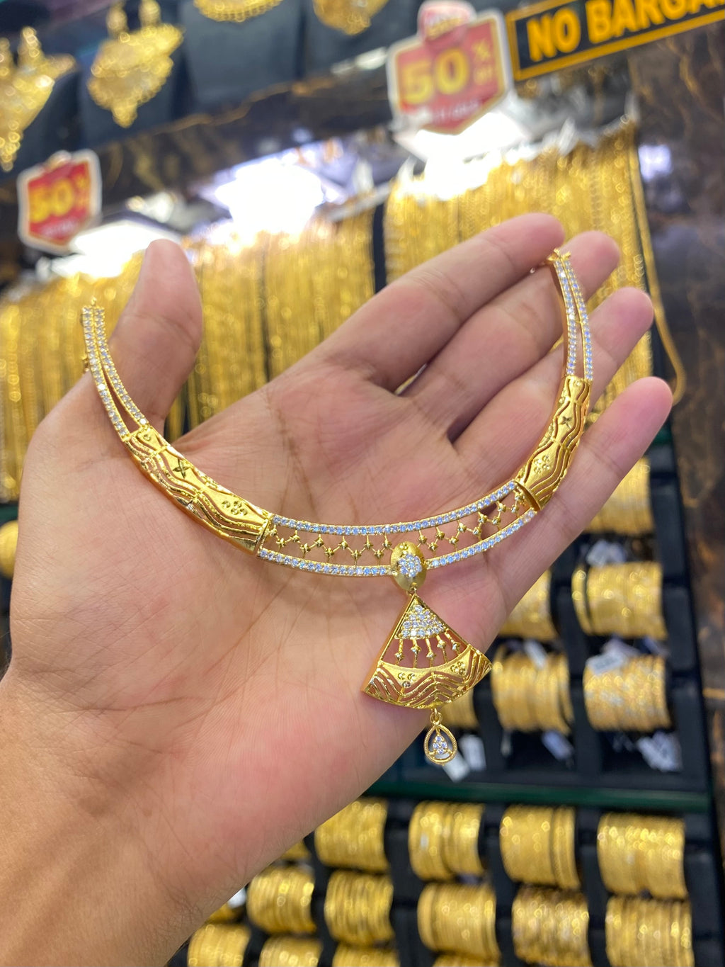 Statement Neck Set Cz Stone - Gold Plated