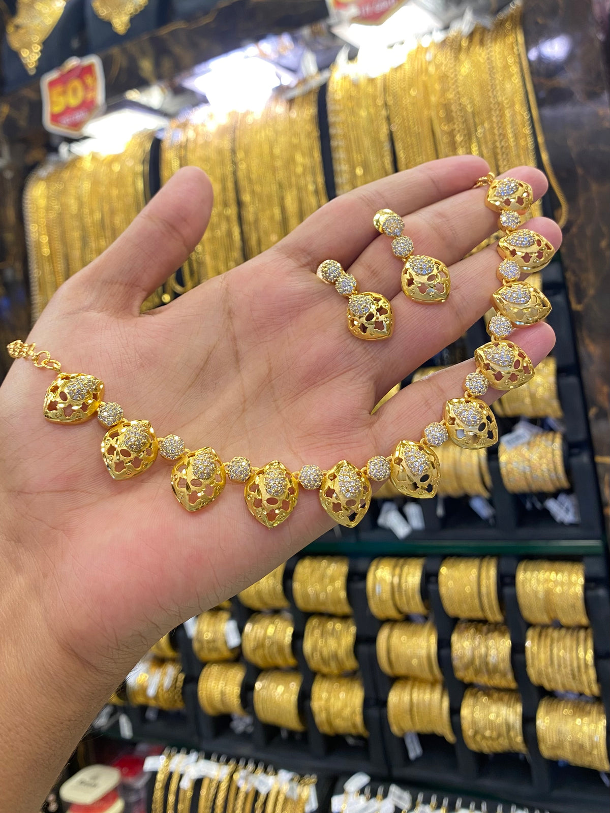 Statement Neck Set Cz Stone - Gold Plated
