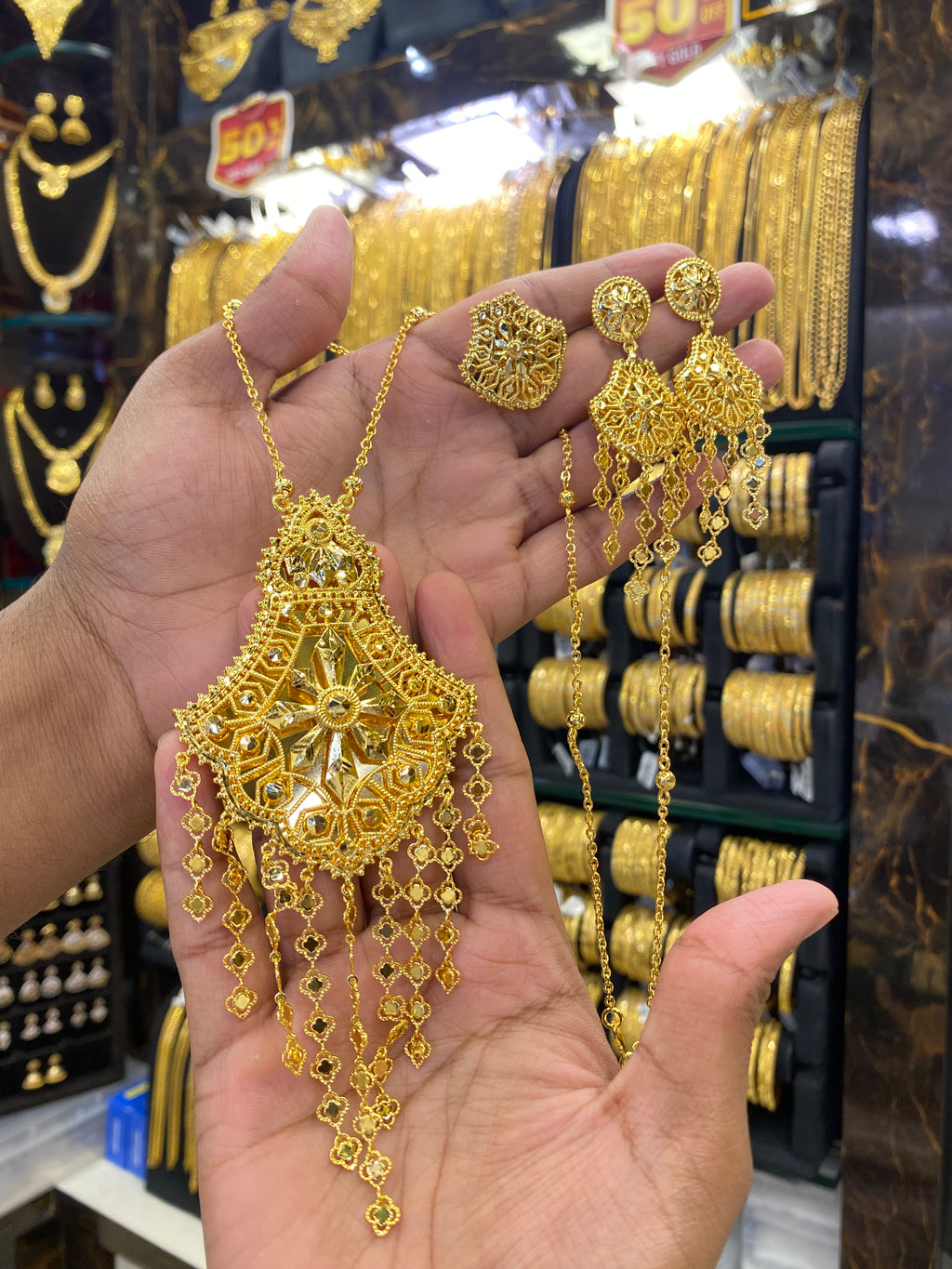 Kuwaiti Style Chain Set - Gold Plated
