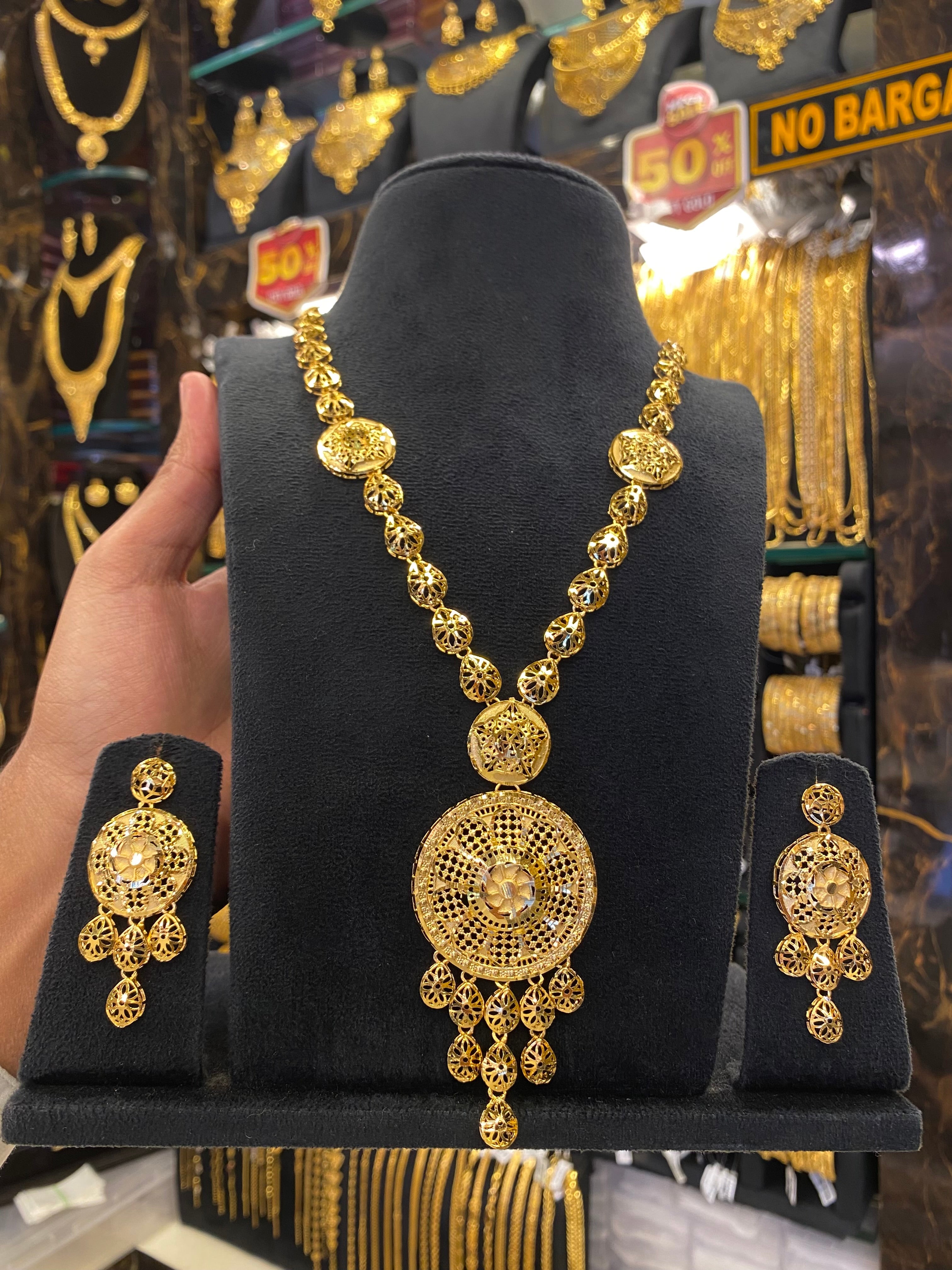 Turkish Style Middle Set Full Gold