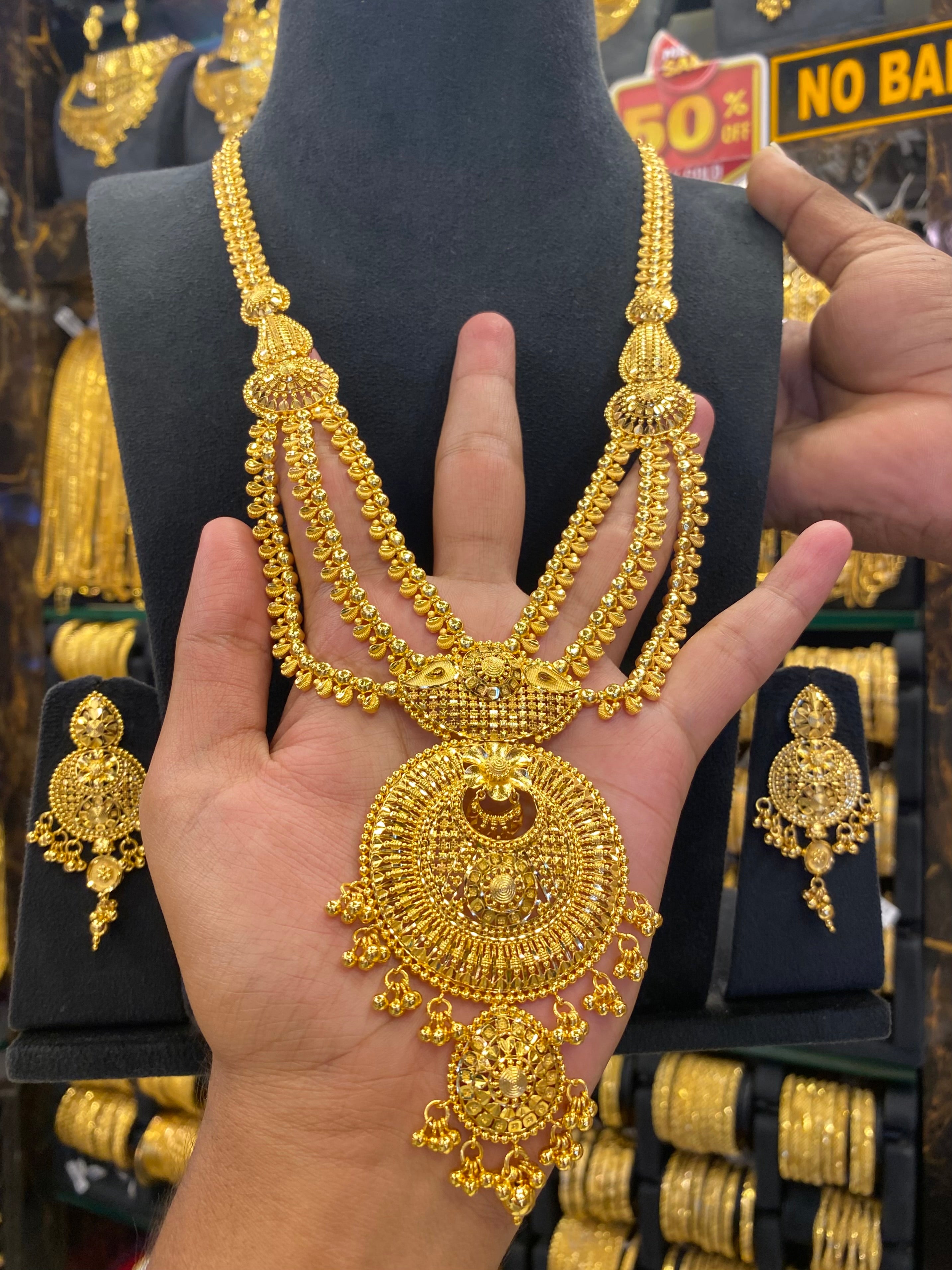 Calcutta Style Heavy Bridal Set Full Gold - Gold Plated