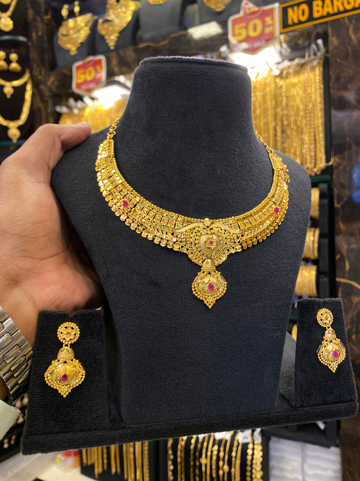 Calcutta Style Neck Set - Gold Plated