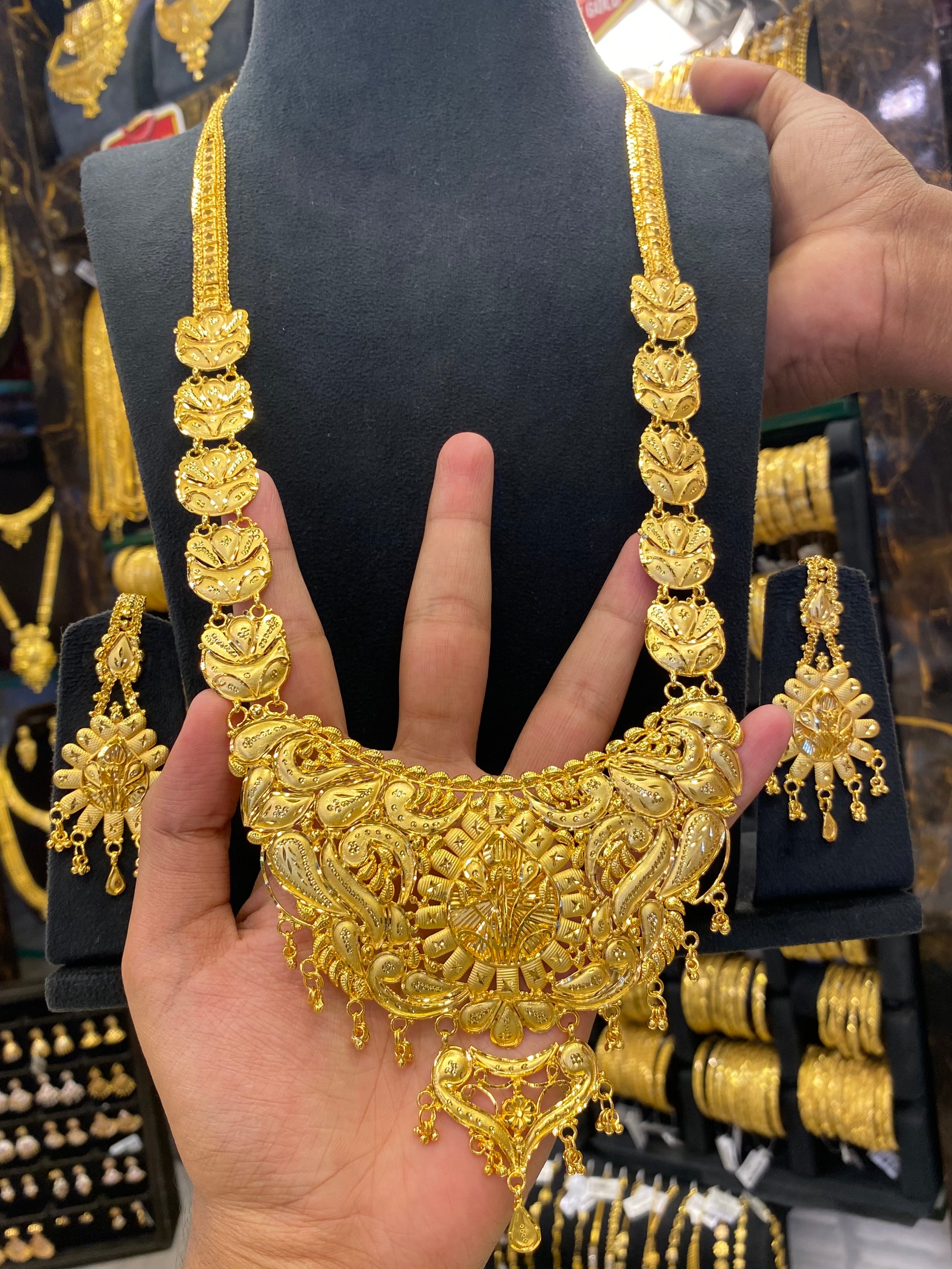 18k Calcutta Style Heavy Bridal Set - Gold Plated