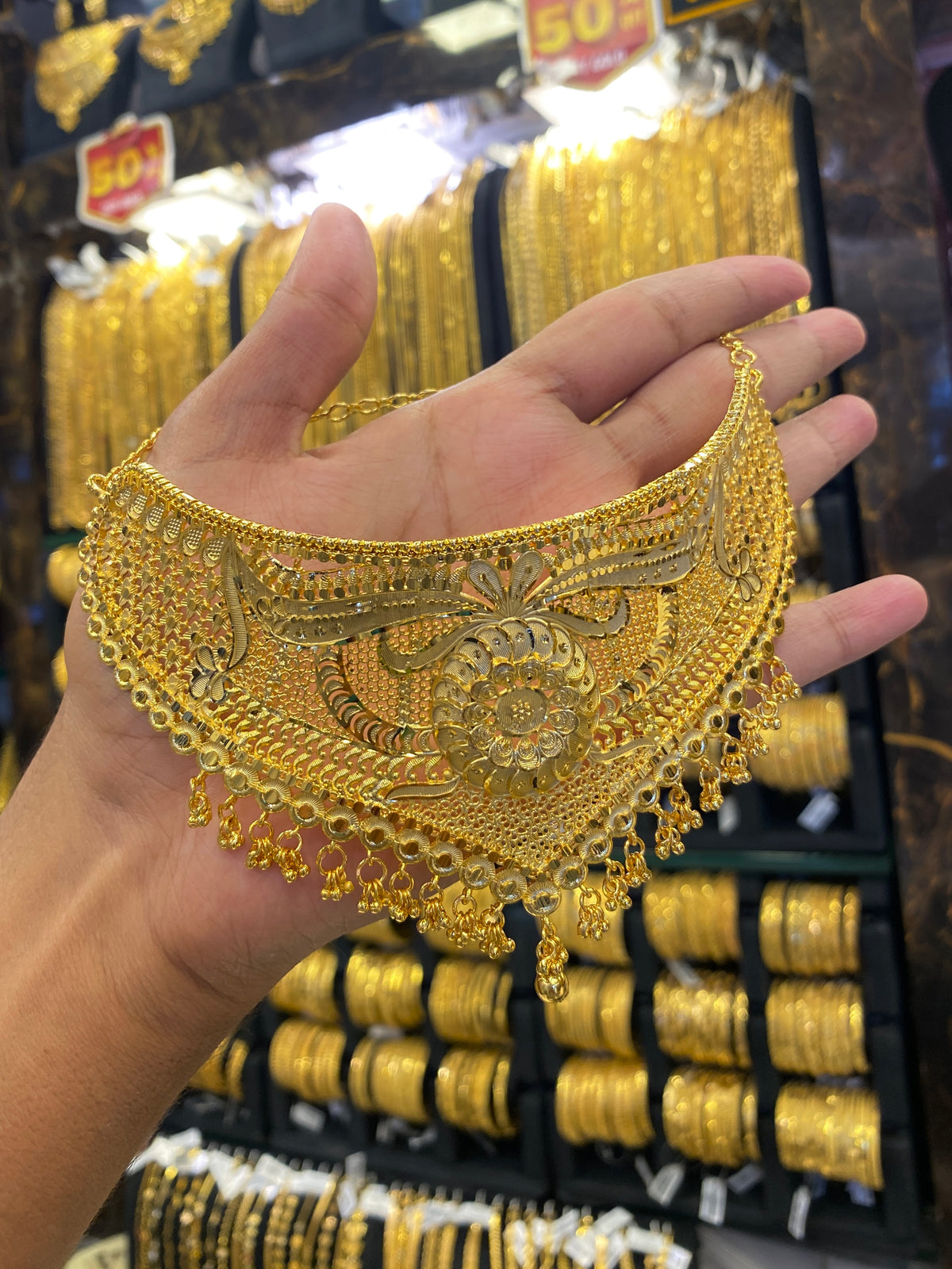 Calcutta Style Chocker set - Bridal set