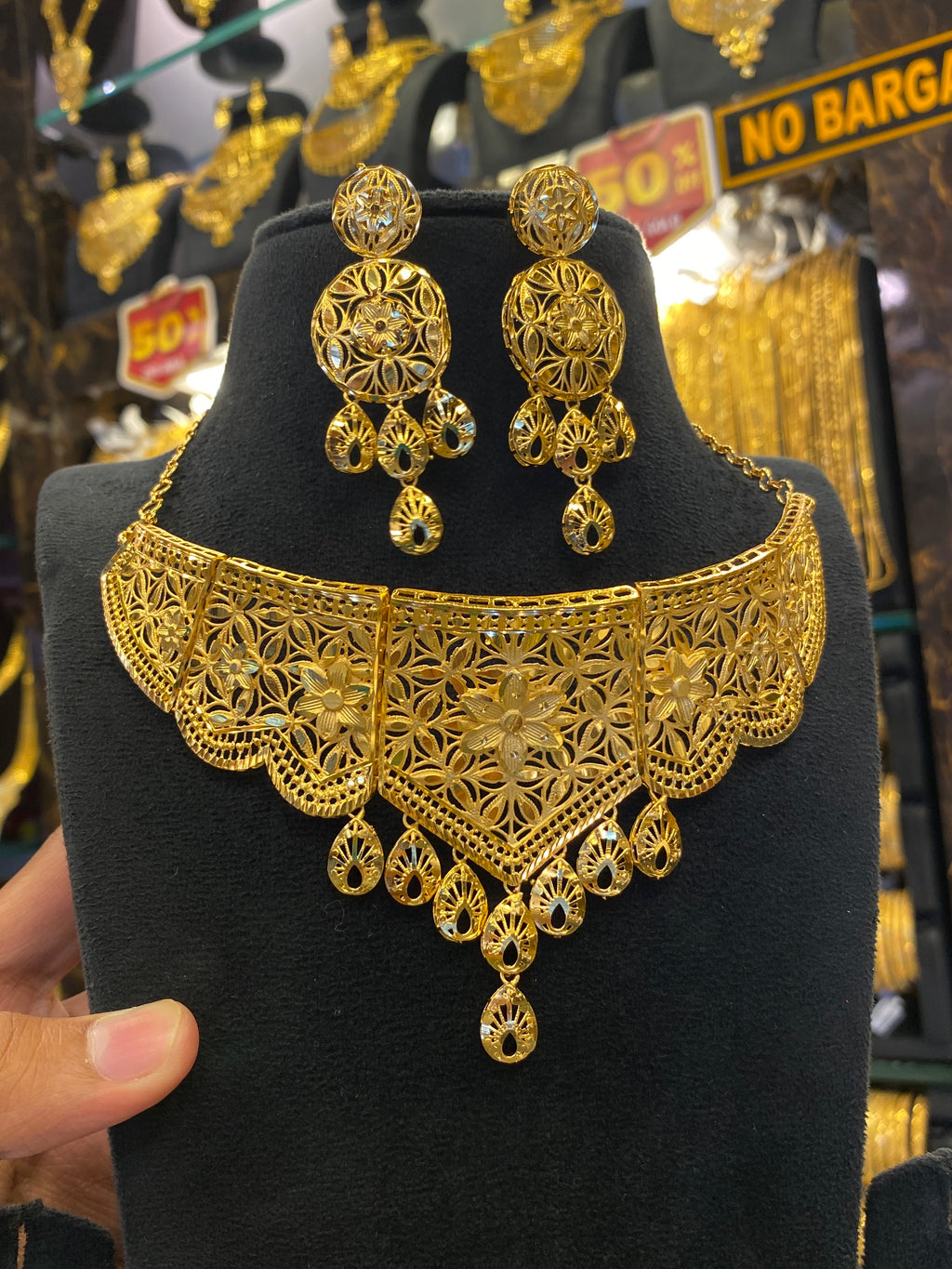 Turkish style Chocker set - Gold plated