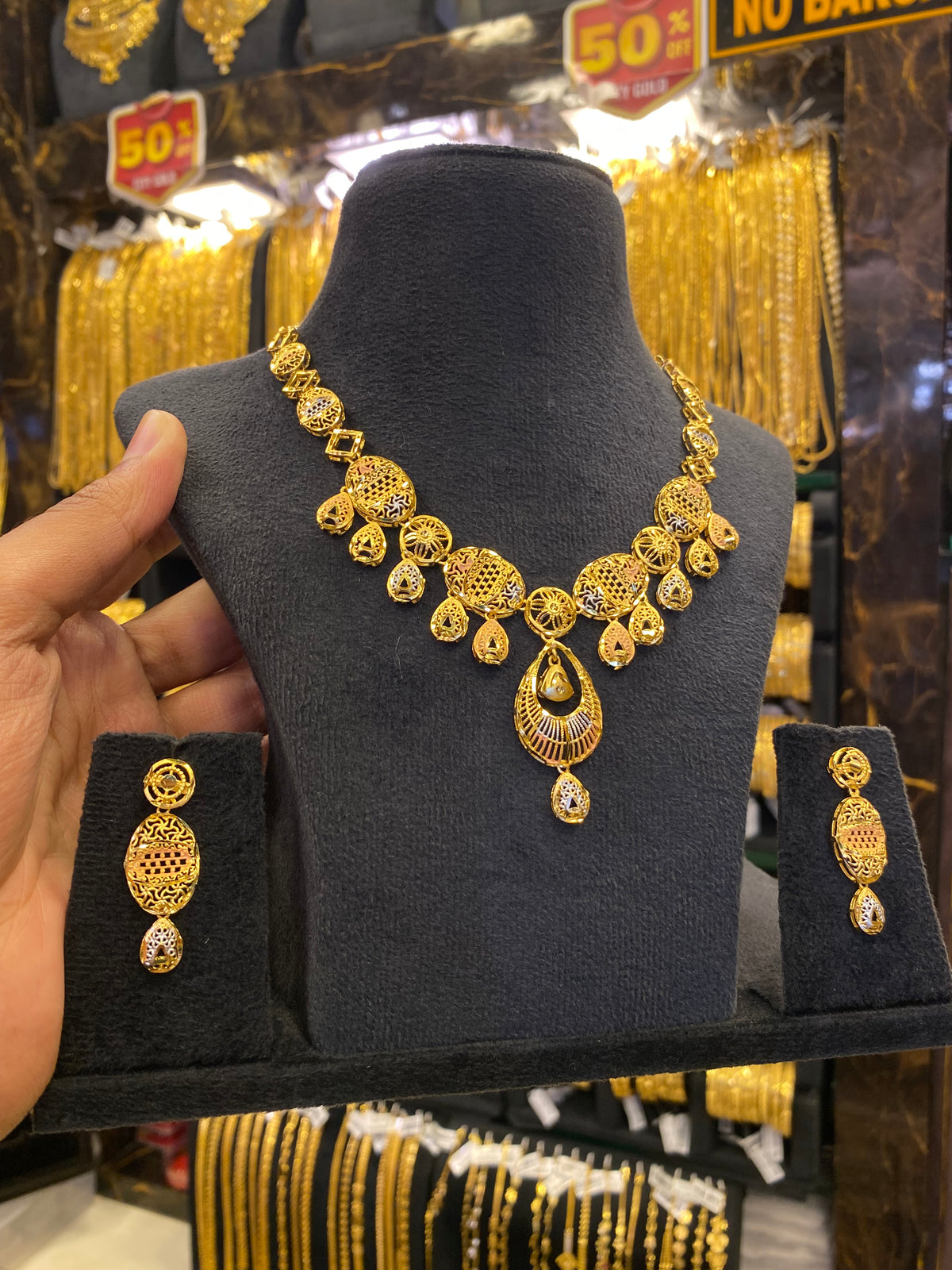 Turkish style neck set - Tri colour