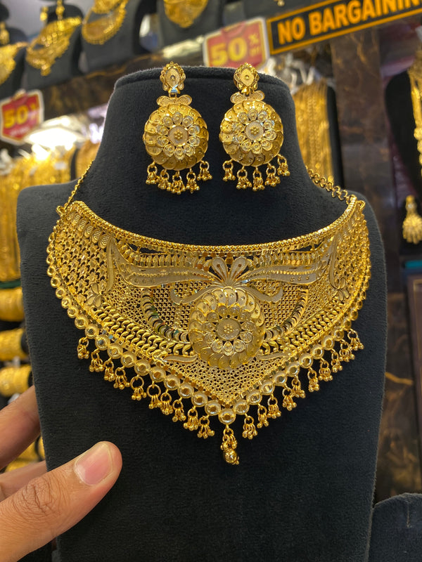 Calcutta Style Chocker set - Bridal set
