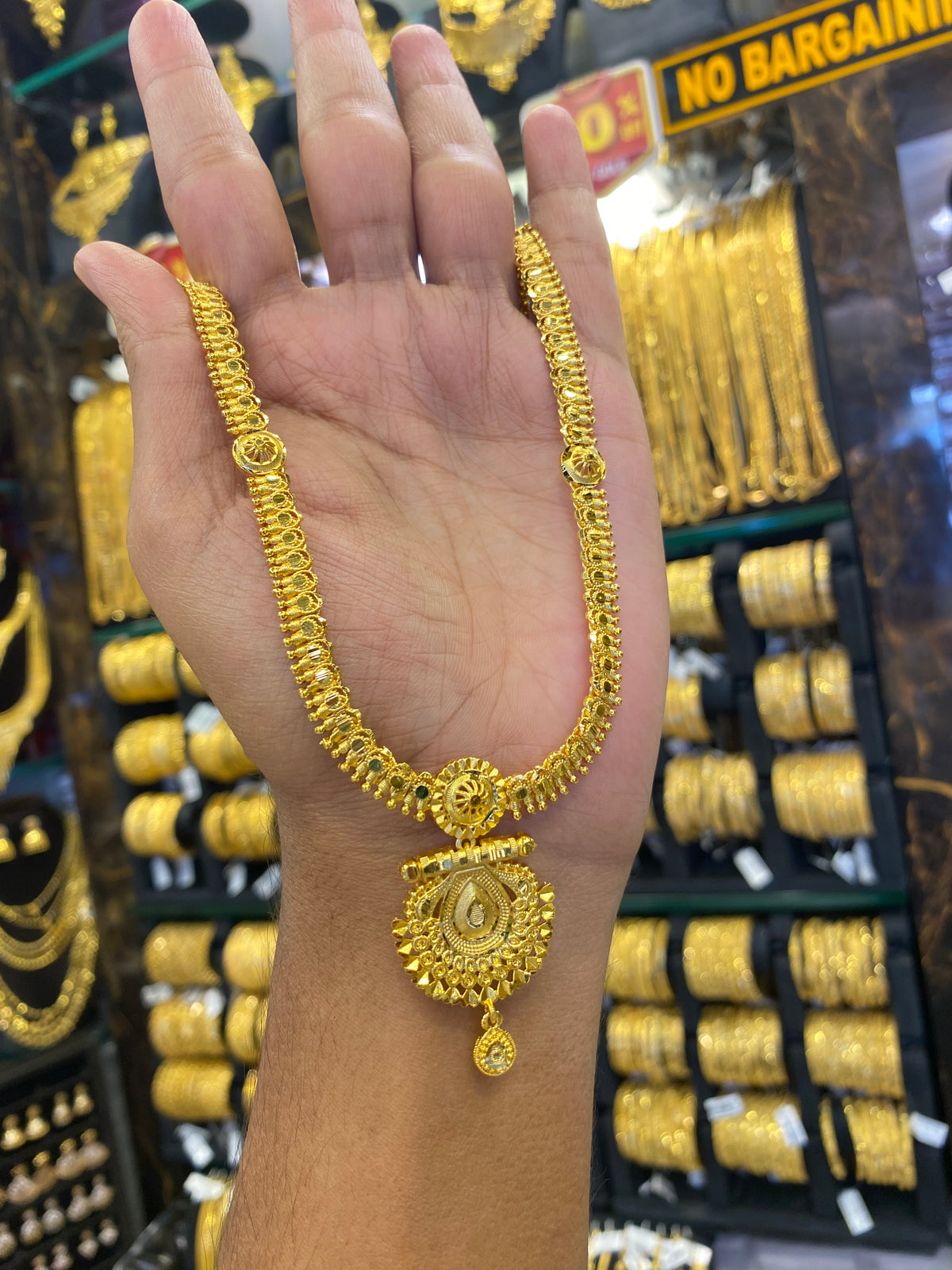 Indian Style Middle Set - Gold Plated