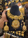 Calcutta Style Neck Set Heavy Tri Mix - Gold Plated