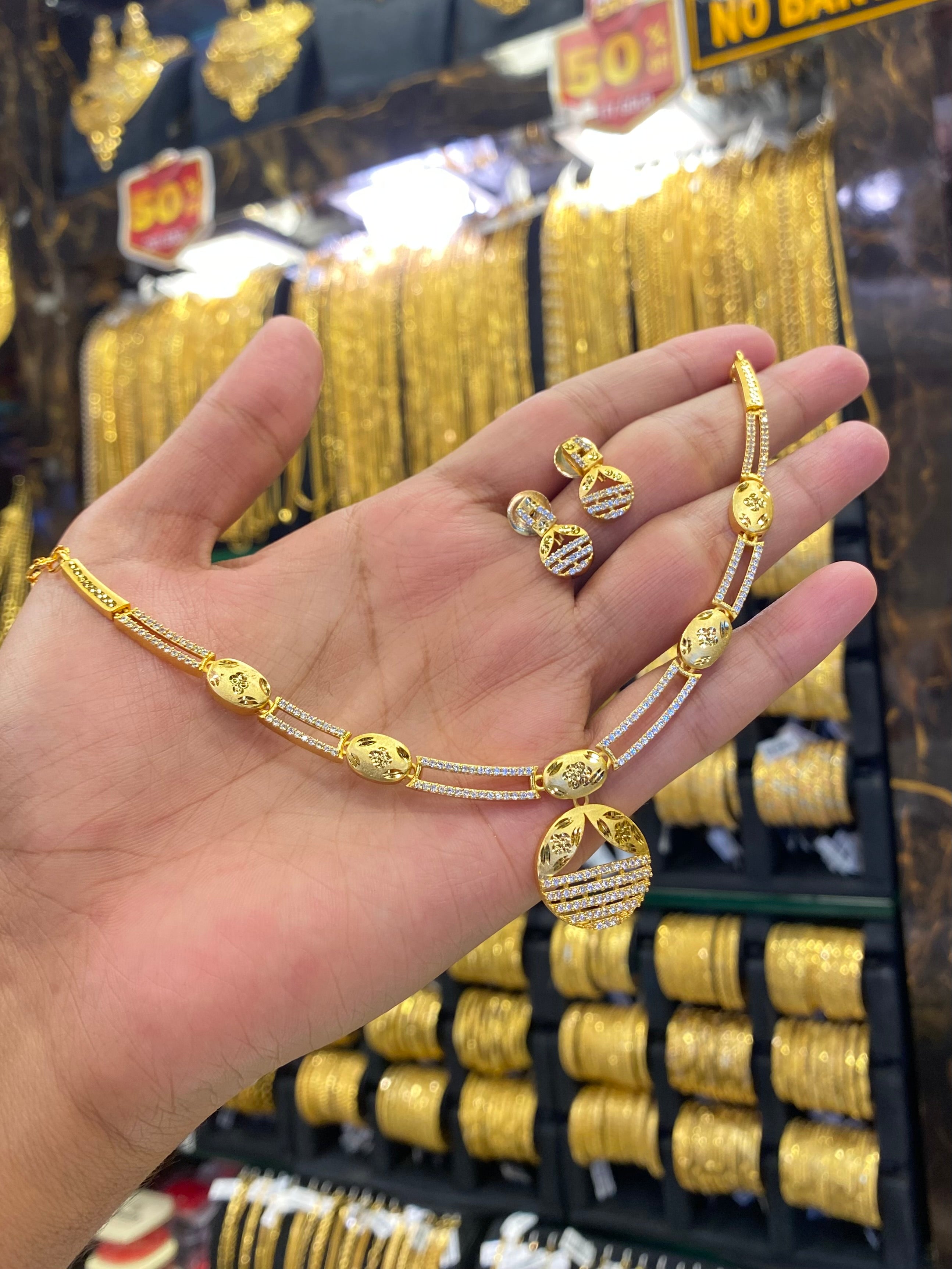 Statement Neck Set Cz Stone - Gold Plated