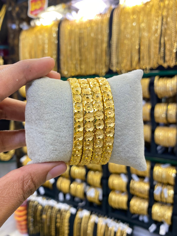 Gold plated Bangles 4pcs - Floral style