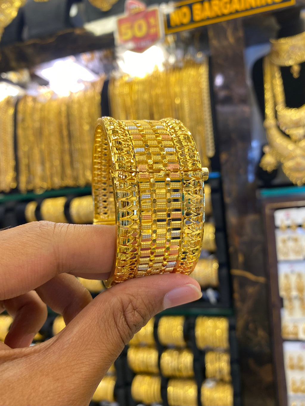 Kada Screw Bangle Broad - 1Pcs Tri Mix