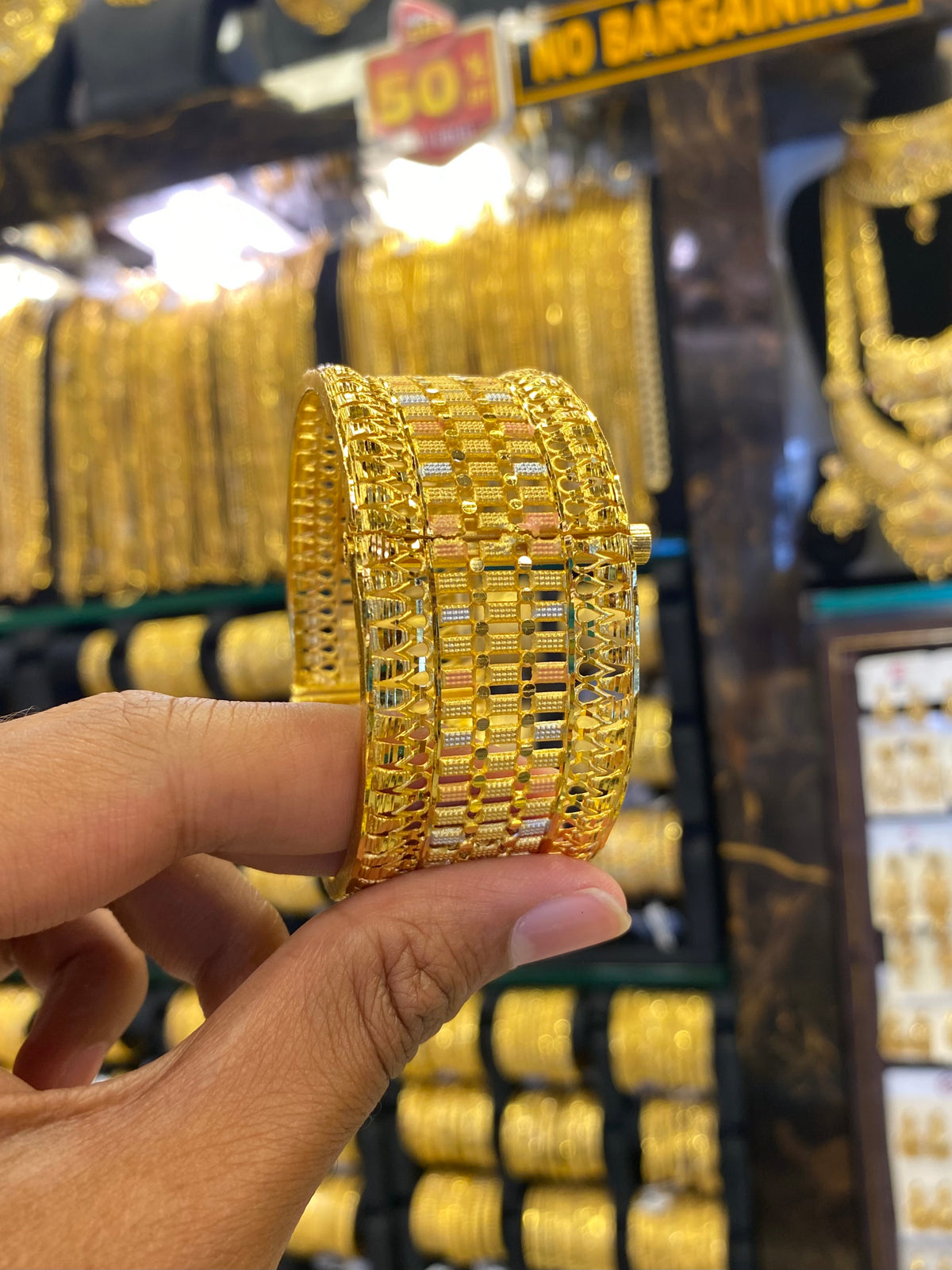 Kada Screw Bangle Broad - 1Pcs Tri Mix