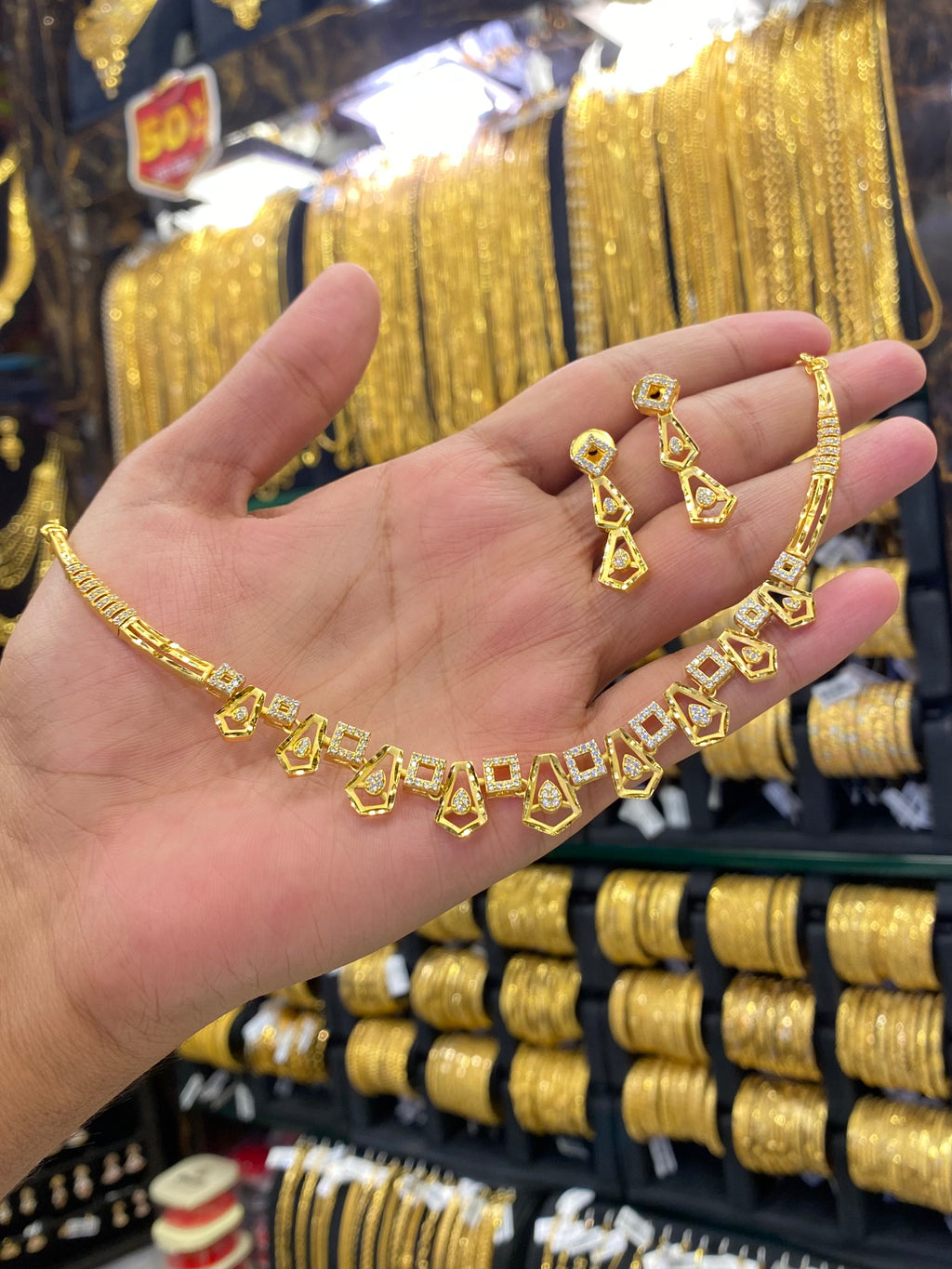 Statement Neck Set Cz Stone - Gold Plated