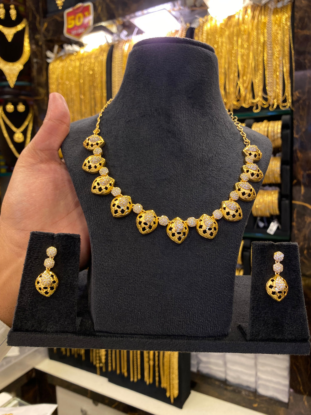 Statement Neck Set Cz Stone - Gold Plated