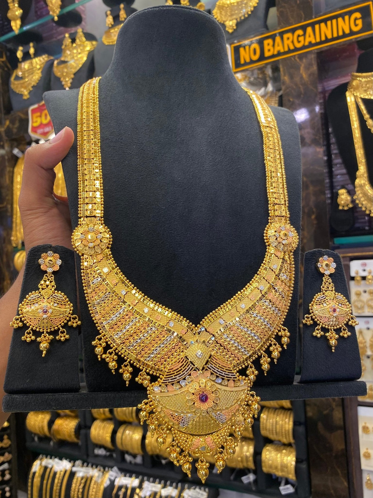 Calcutta Style Heavy Bridal Set Tri Mix - Gold Plated - FAA FASHION