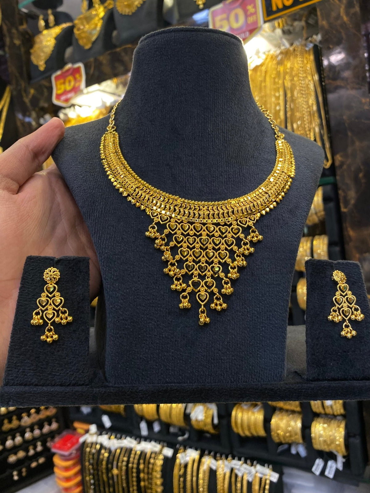 Calcutta Style Neck Set - Gold Plated - FAA FASHION