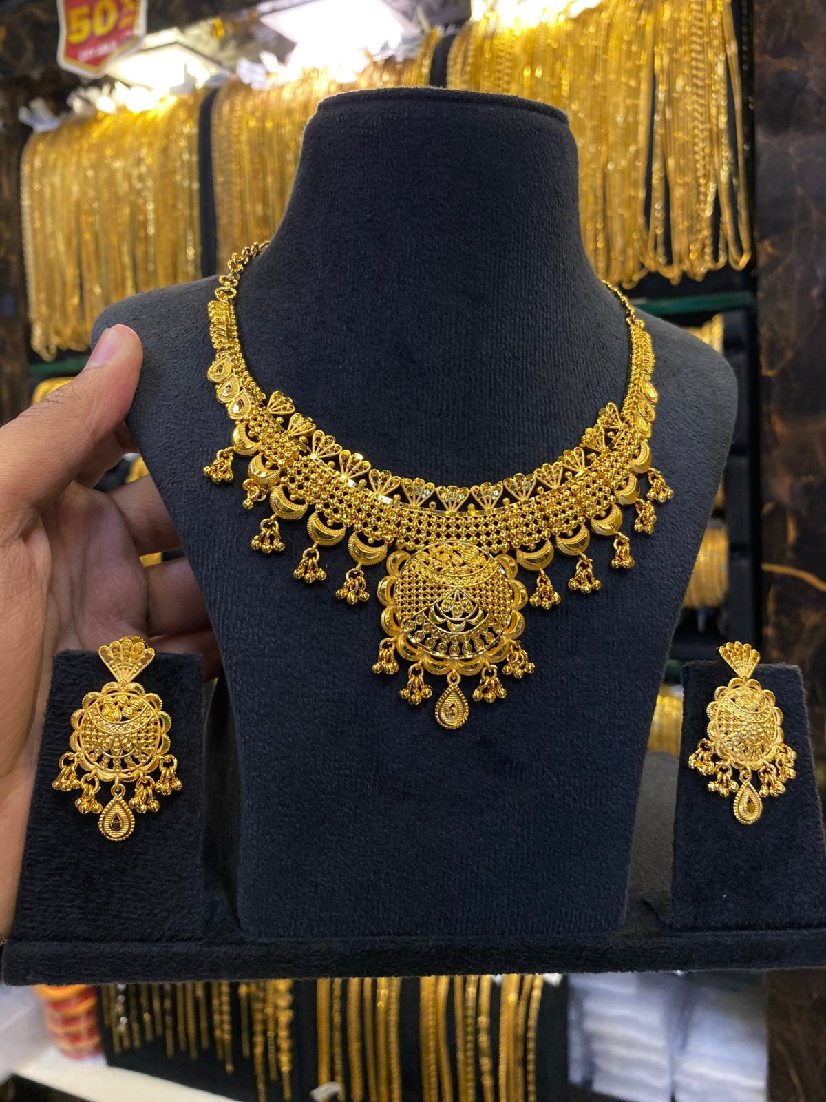 Calcutta Style Neck Set - Gold Plated - FAA FASHION