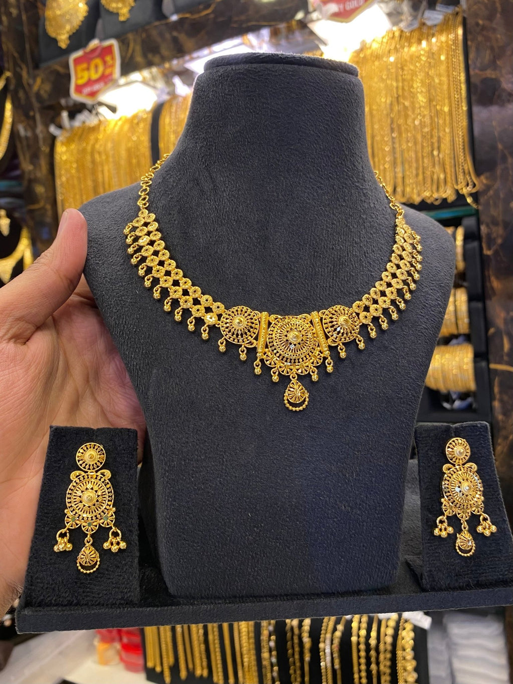 Gold plated neck set - Drops design - FAA FASHION