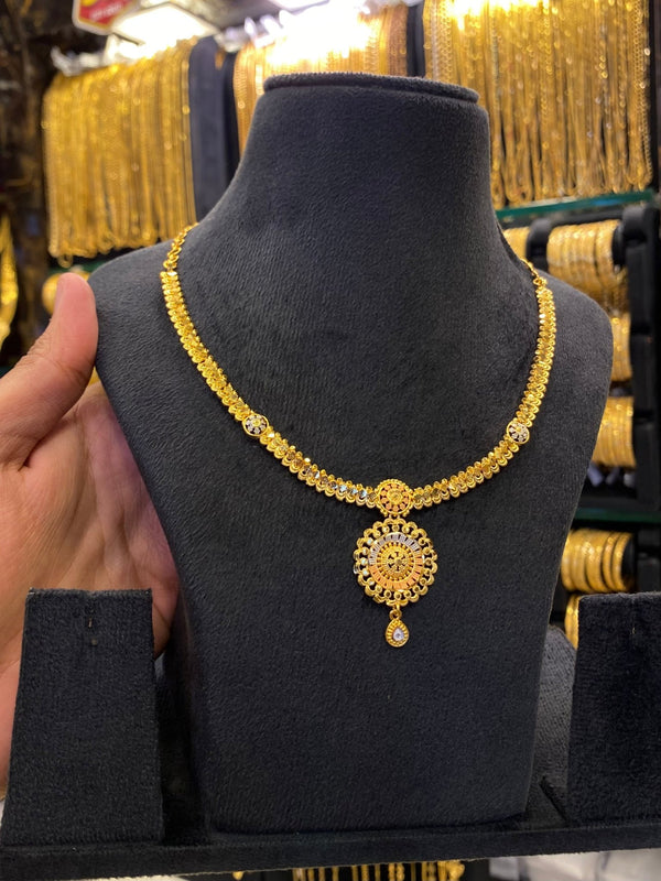 Gold Plated Sleek Neck Set Tri Mix - Gold Look - FAA FASHION