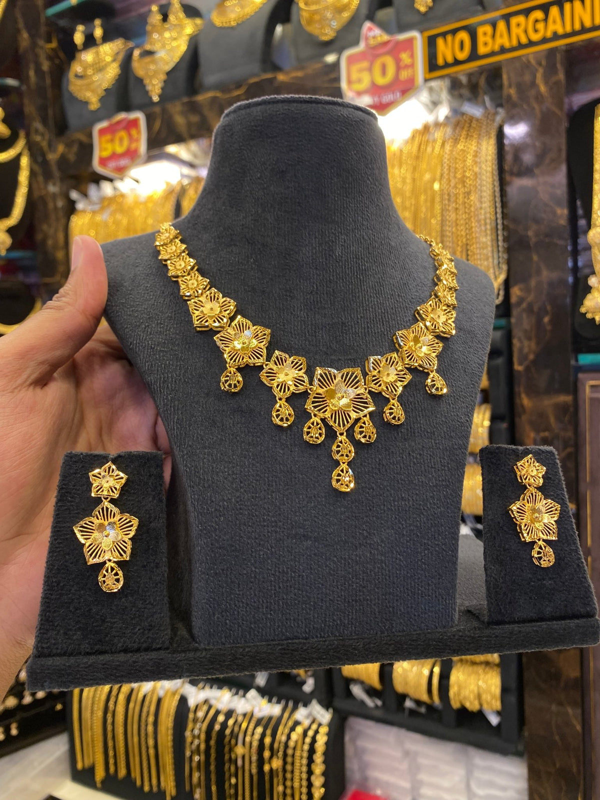 Turkish style Flowral neck set - FAA FASHION